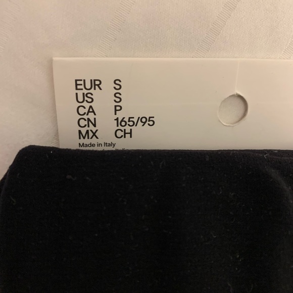 🆕 H&M Control Tights - Picture 2 of 2
